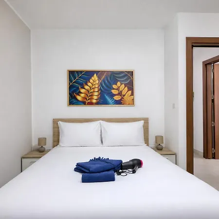 Bright And Spacious 2 Bedroom With Balcony Vmif1-1 شقة *
