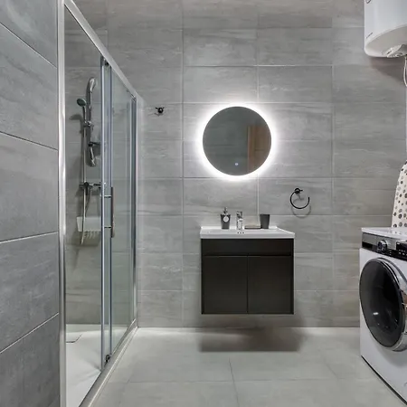 Bright And Spacious 2 Bedroom With Balcony Vmif1-1 شقة Gzira